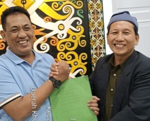 Tak Rapuh Perjuangan, Aspihani Serahkan Surat Audiensi Gambut Raya Ke Senayan